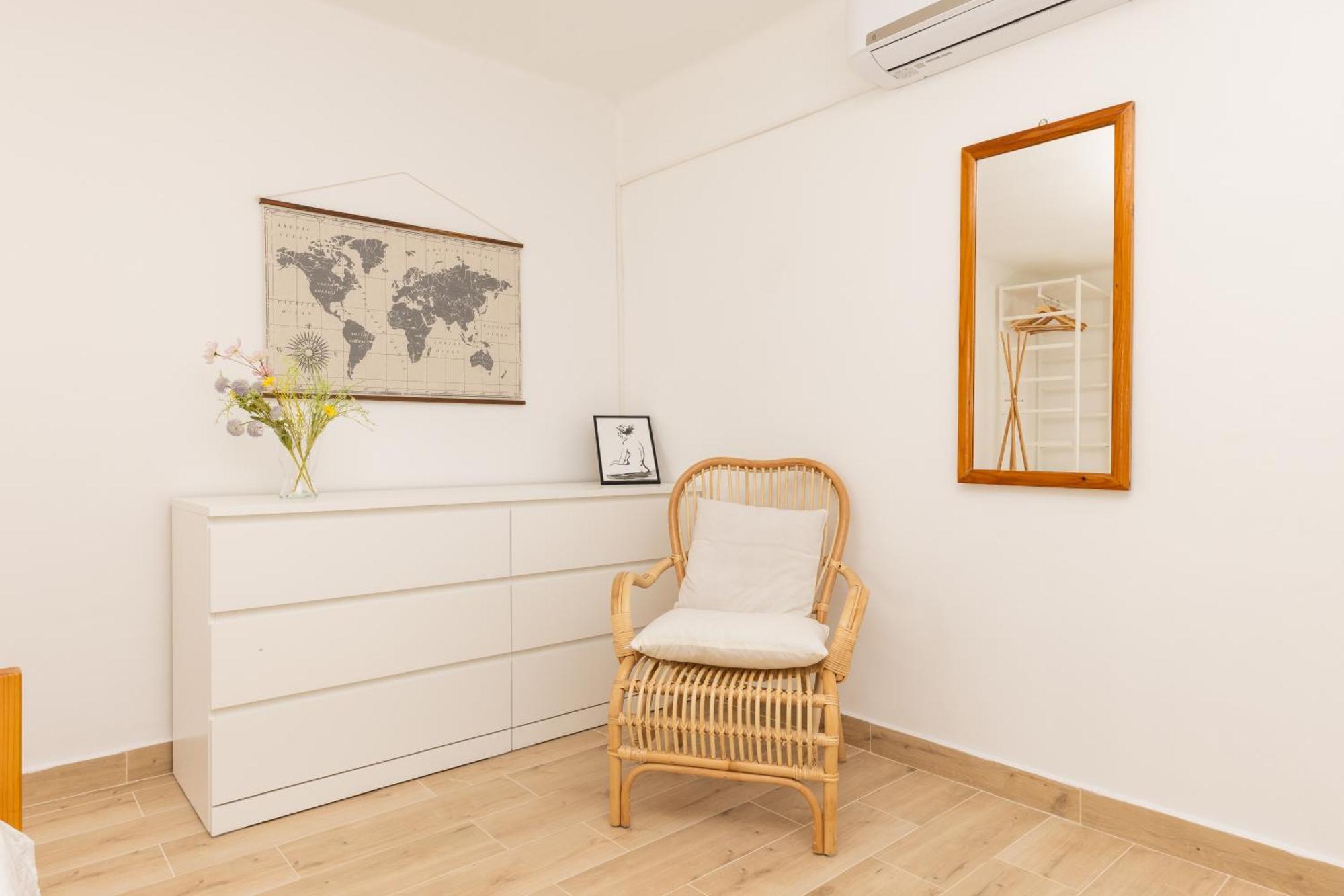 Apartment Quiet Area K65 *
